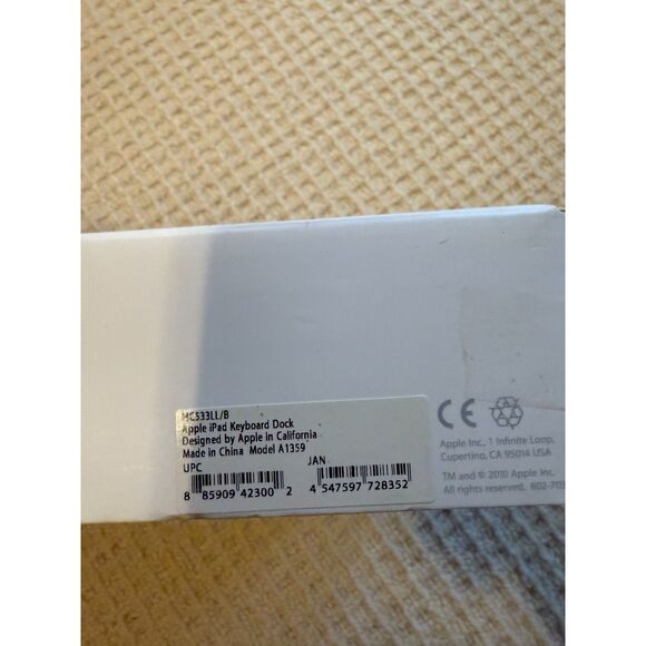 Apple iPad Keyboard Dock A1359 - Picture 3 of 3